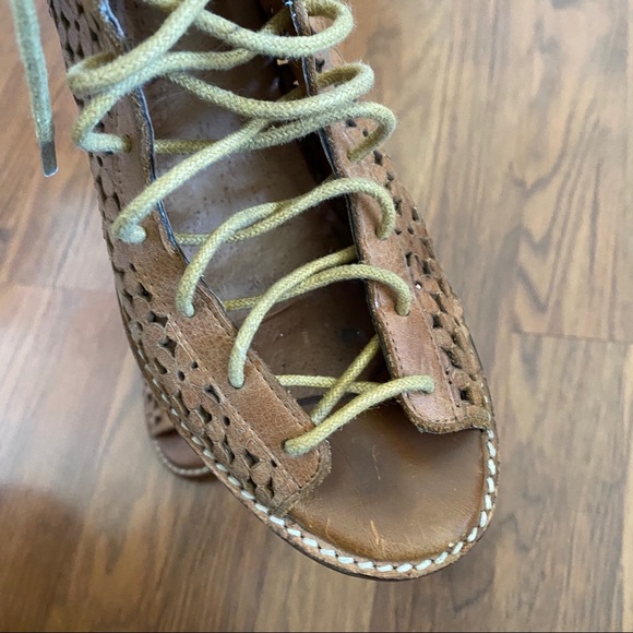 Jeffrey Campbell Cors sandals size 8 - Picture 11 of 13